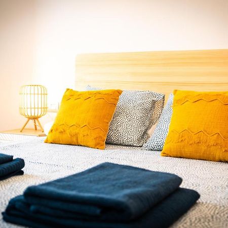 Alma Nortena - Spacious Apartment With Terrace คอร์ราเลโฮ ภายนอก รูปภาพ