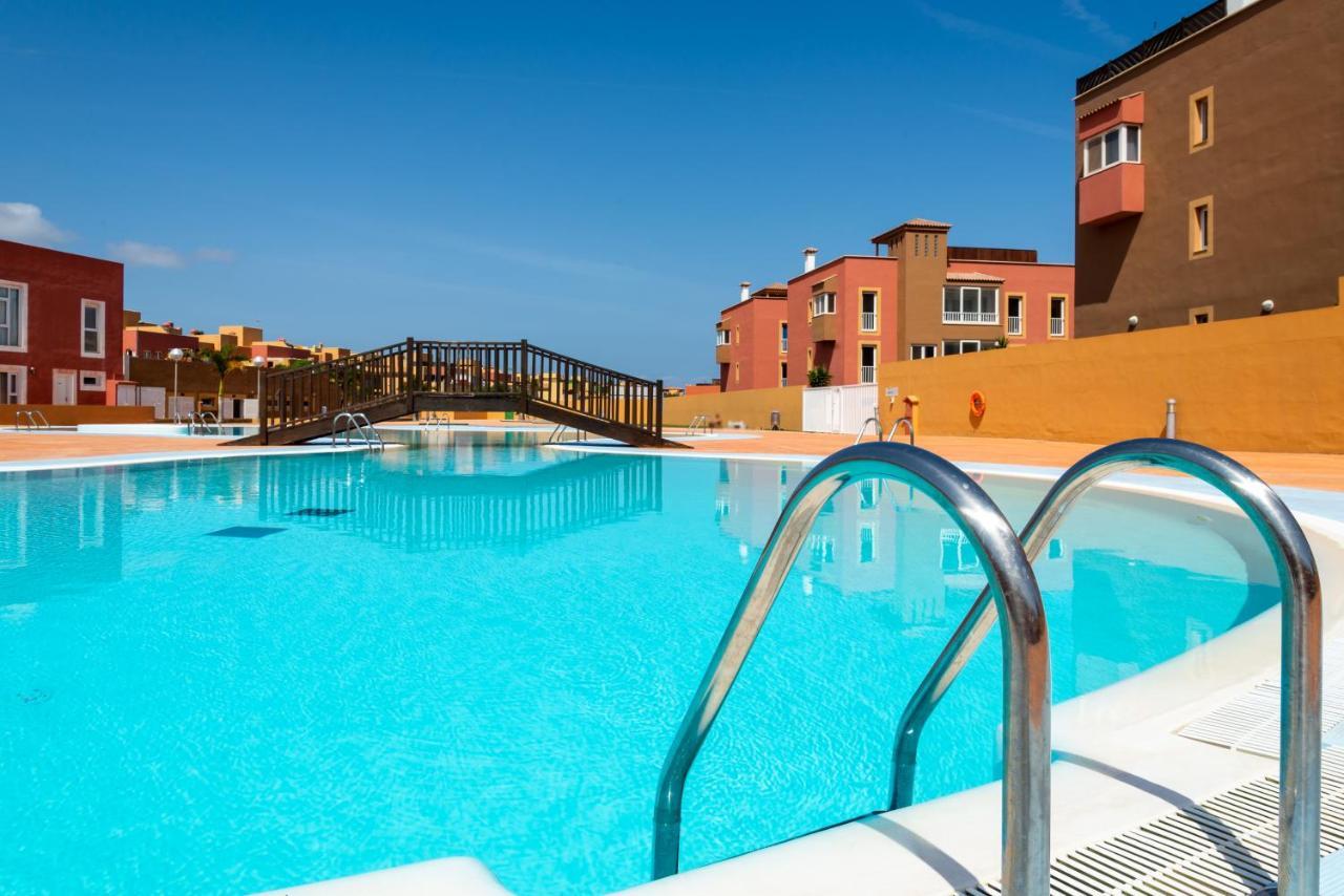 Alma Nortena - Spacious Apartment With Terrace คอร์ราเลโฮ ภายนอก รูปภาพ